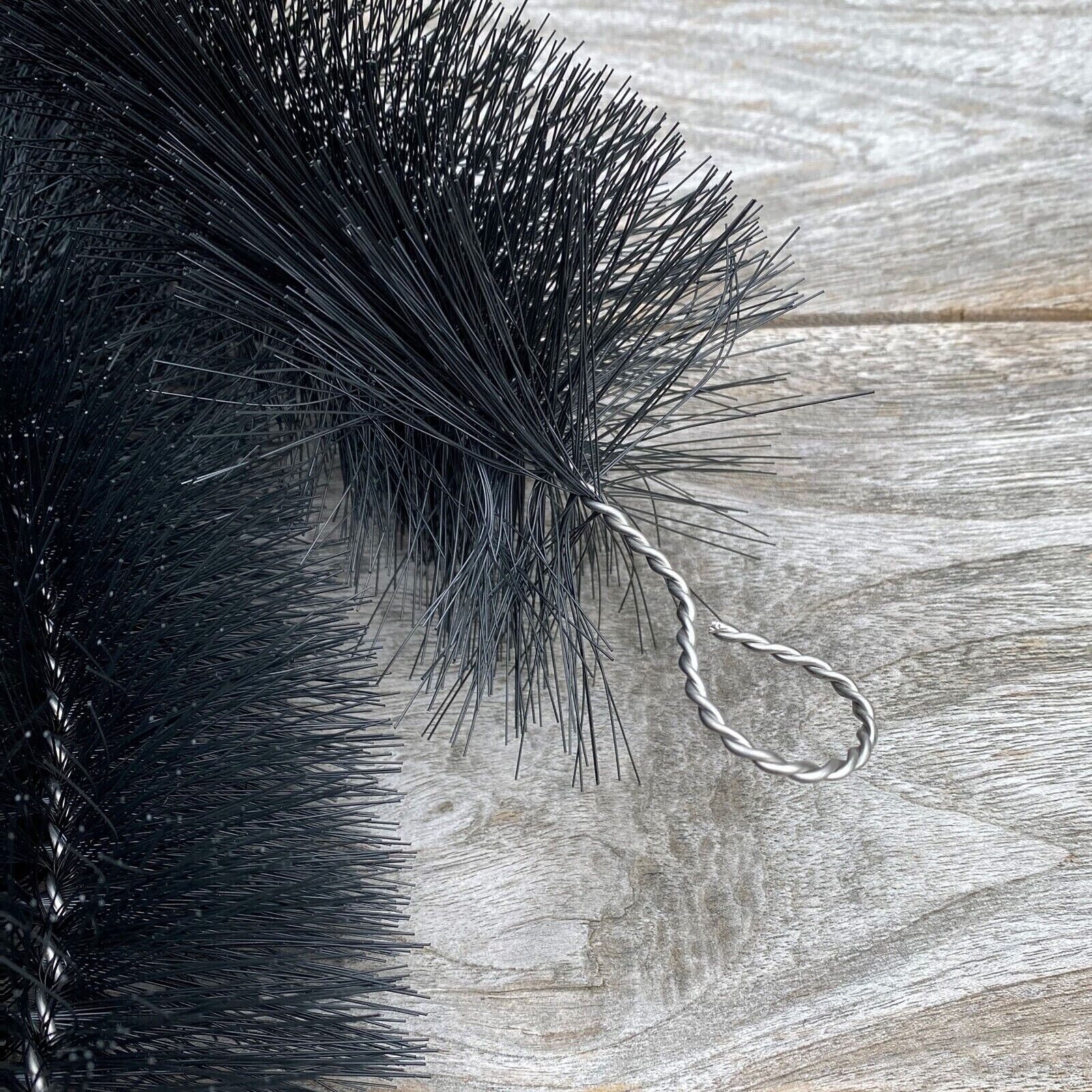 AMOS Gutter Brush Black